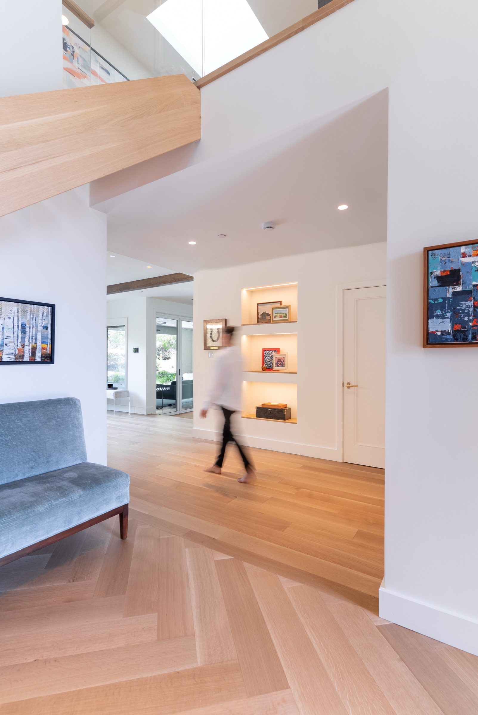 Built, Staircase — render vs built